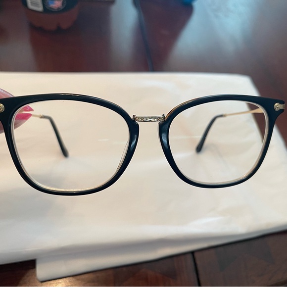 Chloe Ladies Eyeglasses Excellent Condition 
Item No. CE2734 218 53 - Picture 1 of 8